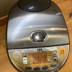 【きまりました】中古　象印　炊飯器