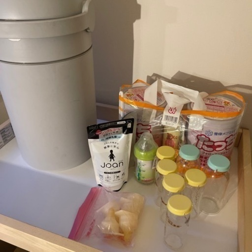 ベビー用品その1 ベッドフェンスオムツゴミ箱粉ミルク