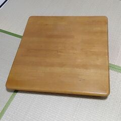 今日限定♦木製ダイニングテーブル78(横)×78(縦)×68（高）
