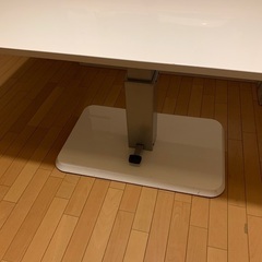 ニトリ　昇降テーブル　高さ調整可能　机