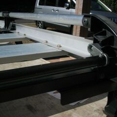 今取引中です　今現在3人のキャンセル待ちがいますのですみませんが取引は出来ません　　バン　ハイエース　　アルミ　キャリア　長尺用　10足　レインガード