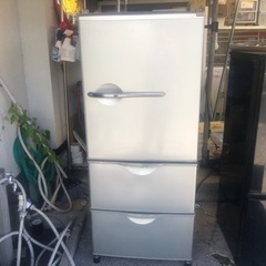 【リサイクルサービス八光　田上店　安心の1か月保証　配達・設置OK】サンヨー SANYO SR-261R-S [冷蔵庫（255L・右開き） ヘアラインシルバー] Amazon.co.jp: サンヨー 255L 3ドア ノンフロン冷蔵庫（ヘアライン