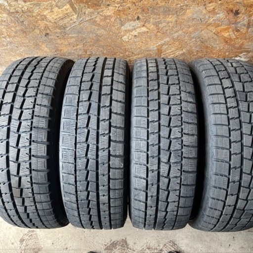 極上タイヤ DUNLOP WM01 205/60R16 スタッドレス タイヤ 2016年製 16