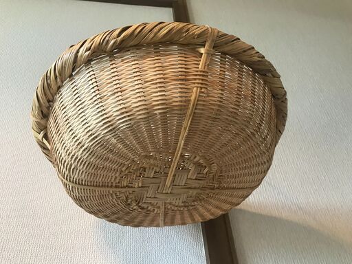 網かご　おじいちゃんが一つひとつ丁寧に手作りした大きな網かご