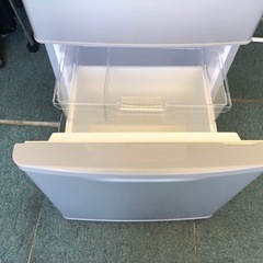 【リサイクルサービス八光　田上店　安心の3か月保証　配達・設置OK】パナソニック Panasonic NR-B17AW-S [パーソナル搭載冷蔵庫 (168L・右開き) 2ドア シルバー]