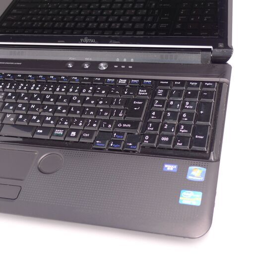 中古良品 15インチ 新品SSD Wi-Fi有 青色 ノートパソコン 富士通 AH56