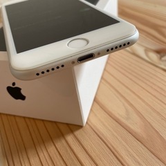 iPhone7 32g ホワイト ほぼ新品