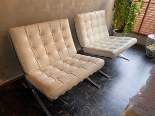 美品✨本革 バルセロナチェア 白 2台 - 家具