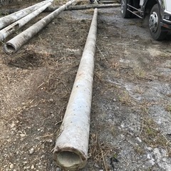 電柱(コンクリート)まとめて3万円！値段交渉してください。