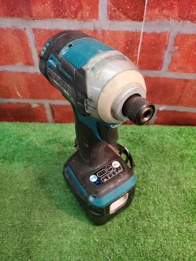 マキタ TD160D 充電式インパクトドライバー【野田愛宕店】【店頭取引限定】【中古】管理番号：IT1129KEP44J マキタ TD160D 充電式インパクトドライバー【野田愛宕店】【店頭取引