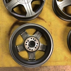 I V EＬ　14×4.5J   4本　4穴　＋45  114.3  100  110