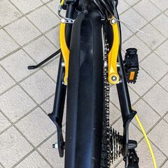 WACHSEN BA-100 Angriff★未使用に近い美品★折りたたみ自転車 タイヤサイズ：20インチ シフト数：6段変速 フレーム素材：アルミ 重量：13kg