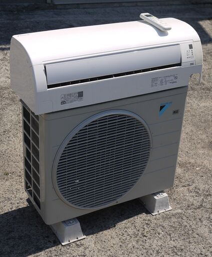 ダイキン ルームエアコン F22TTES-W 2016年 2.2kw 冷房 6～9畳 暖房 5～6畳 R32冷媒 節電運転 風ないス運転 動作品