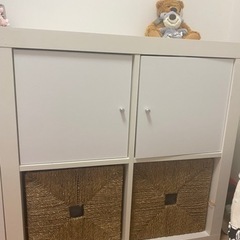 IKEAの棚(必要で有ればカゴも)