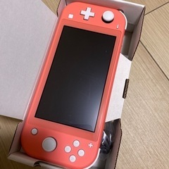 値下げ！ニンテンドースイッチ　ライト　コーラルピンク