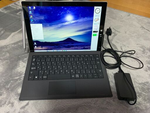 美品Surface Pro 3動作快適