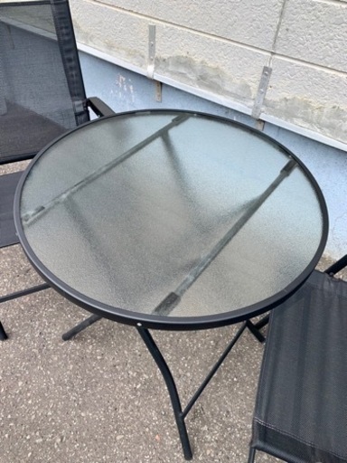 お引取り限定 ニトリ ガラストップ ガーデンテーブルセット チェア2脚 折りたたみ式 フルモン 豊平公園のテーブル その他 の中古あげます 譲ります ジモティーで不用品の処分