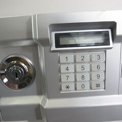 セール期間中26,229円から30％引きの18,360円！　EIKO　エーコー金庫　大型耐火金庫　700EKG　テンキー式　カギ付き引き出し