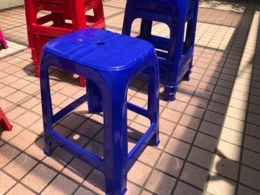 タイ屋台のプラスチック 椅子 14脚 |