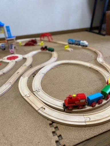 木製 汽車 レールトイ★BRIO トイザラス 収納テーブル付