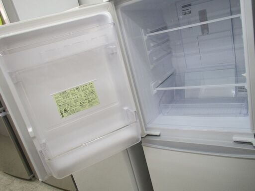 C1097　SHARP　シャープ　冷蔵庫　2015年製　SJ-H12Y-S　半年保証　送料A　札幌　プラクラ南9条店　カード決済可能 C1097 SHARP シャープ 冷蔵庫 2015年製 SJ-H12Y-S 半年保証 送料A 札幌