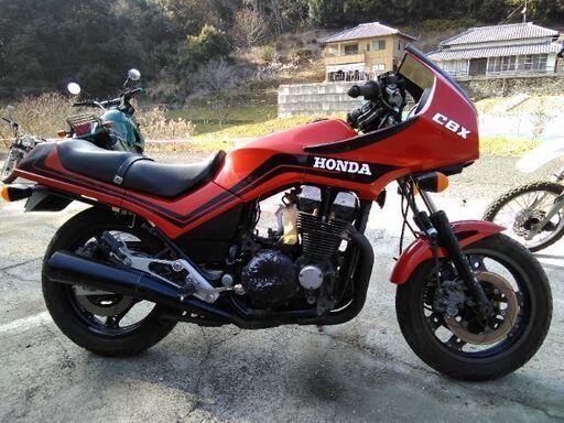 ホンダ　CBX 750 F　旧車  レストア用！！ 書類あり、カギあり！！