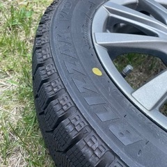 N BOX 軽 ブリザック スタッドレスタイヤ4本 アルミセット