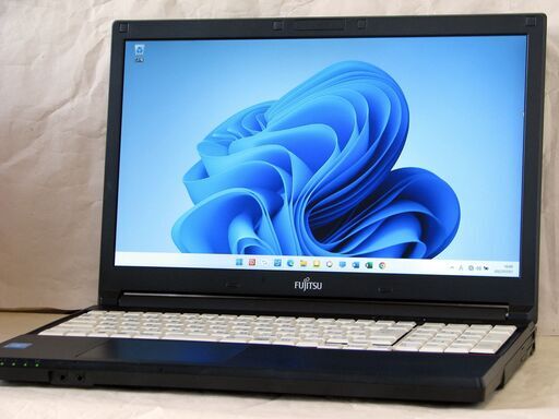 ◆ 15.6ｲﾝﾁﾉｰﾄ / Fujitsu / Windows11 / Ms Office ◆