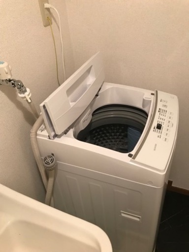 取引中　アイリスオーヤマ　洗濯機　2021年製　4ヶ月使用　美品