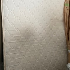 ドリームベット　クイーンサイズ　跳ね上げ収納　本日