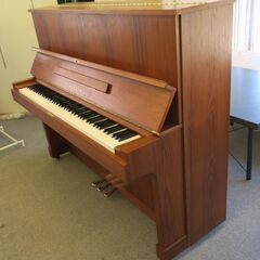 ヤマハ中古アップライトピアノ　W103（1979年製造）