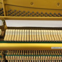 ヤマハ中古アップライトピアノ　W103（1979年製造）
