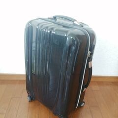 【中古】スーツケース キャリーケース 軽量 旅行用 バッグ Sサイズ