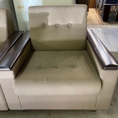 定価30万　コクヨ　応接セット　長椅子　小椅子2本　テーブル