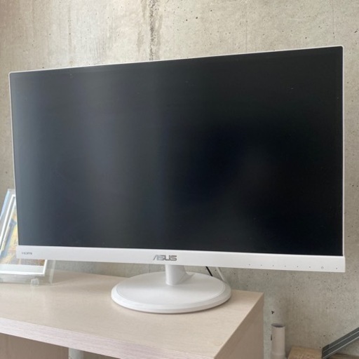 ASUS モニター23型（ホワイト）