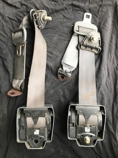 ランクル　リアシートベルト（中古）