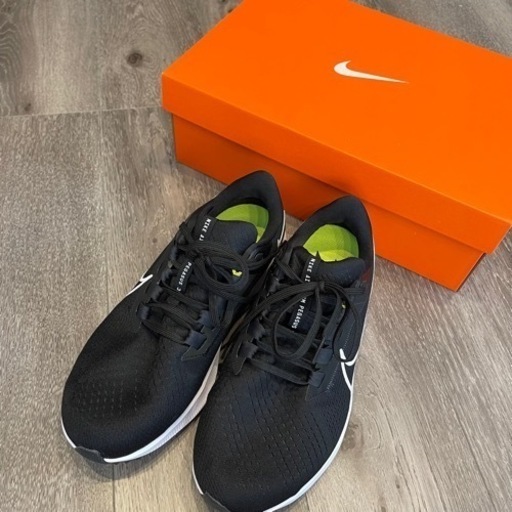 美品　NIKE エアー　ズーム　27センチ　4E