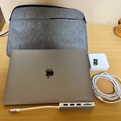 さらにお値引き中MacBook Pro 13.3 スペースグレイ2019 touch barの画像