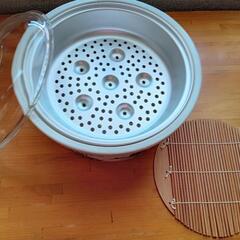 新品未使用　電子レンジ専用陶器製キャセロール煮込鍋•強化ガラス蓋付き - 売ります・あげます