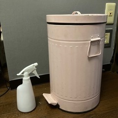 ペダル式ゴミ箱　ピンク【傷アリ】