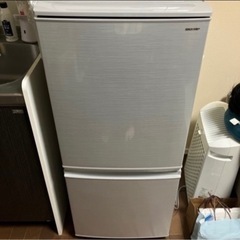 シャープ　ノンフロン冷凍冷蔵庫 137L SJ-D14D-…