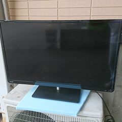 TOSHIBA    液晶カラーテレビ３２V