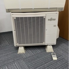 わりと新しめの中古エアコン2台