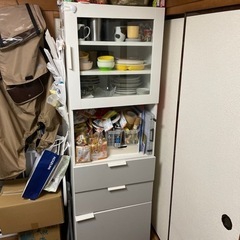 【受渡し予定者決定】IKEA製　食器棚