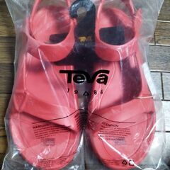 新品未使用　TEVA HARRICANE DRIFT 28cm