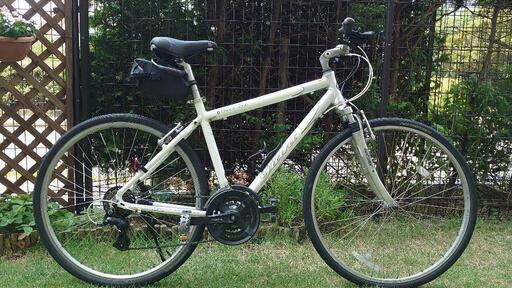 GIANT CS-3200 700C アルミ 21速 430mm クロスバイク GIANT CS-3200 700C アルミ 21速 430mm クロスバイク - メルカリ