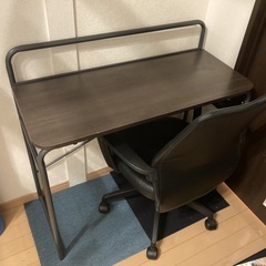 ニトリ　パソコンデスク&椅子