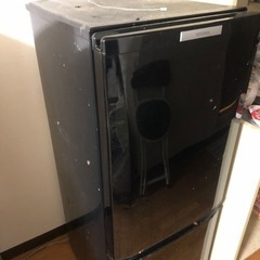 テレビ(32インチ) &冷蔵庫
