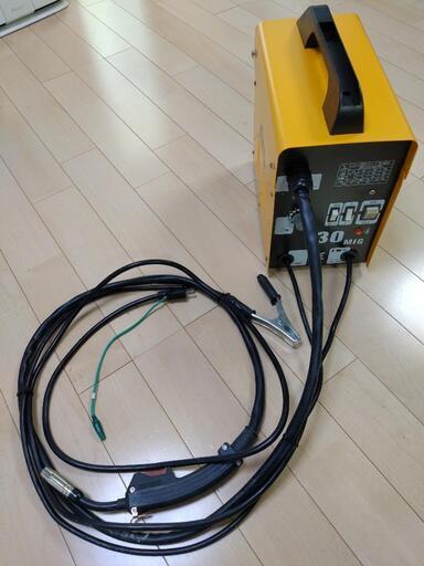 家庭用の電源100V　ノンガス半自動溶接機