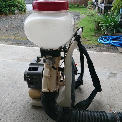 値下げしました。丸山動力散布機